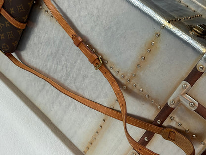 Pre-owned Authentic Louis Vuitton Chantilly PM Monogram Crossbody Bag