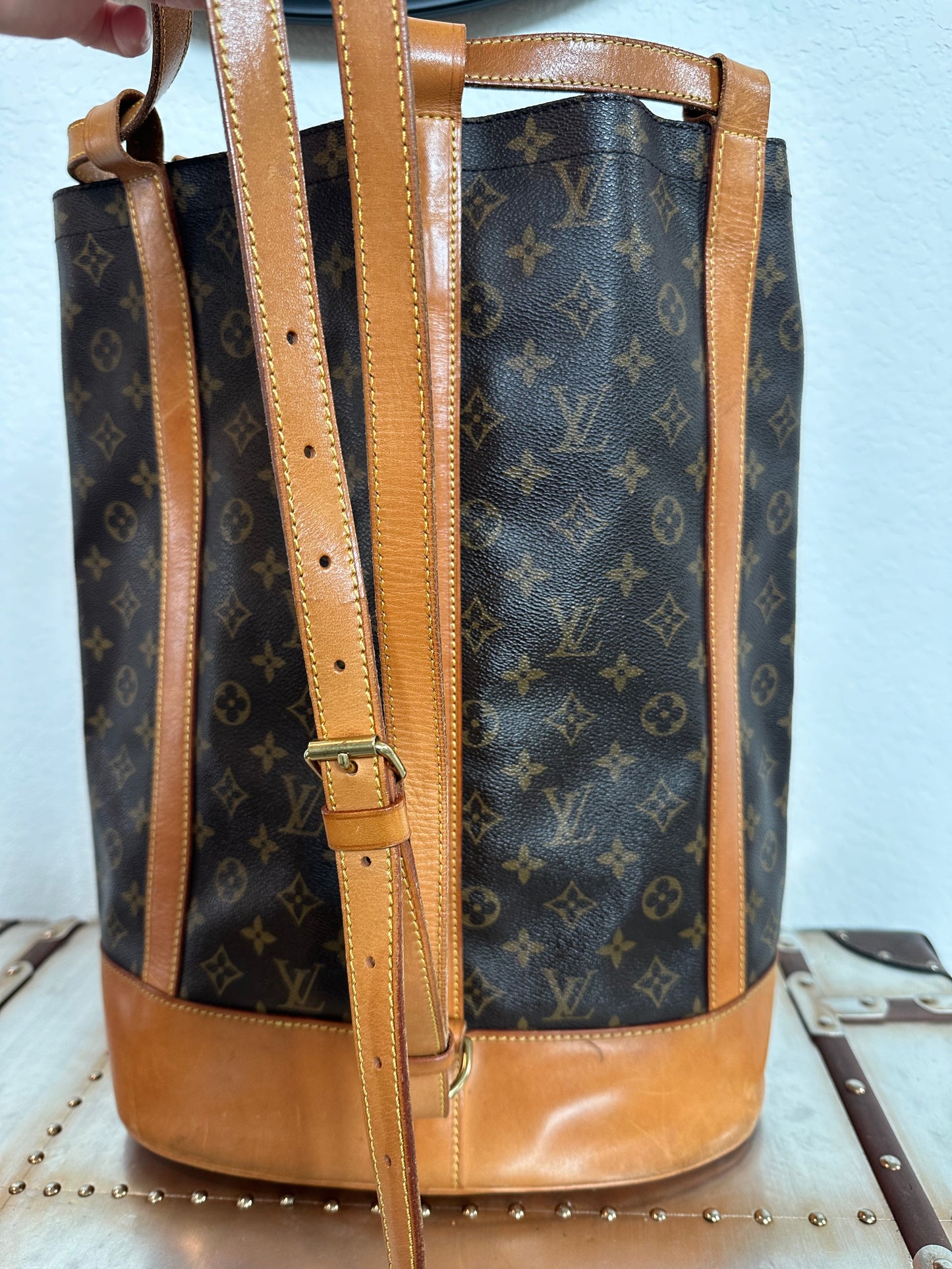 Pre-owned Authentic Louis Vuitton Randonnee GM Monogram Backpack