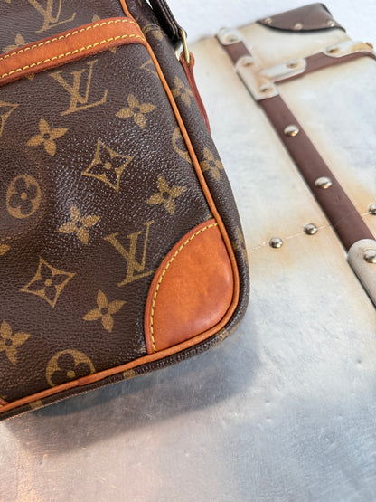 Pre-owned Authentic Louis Vuitton Danube Monogram Crossbody Bag