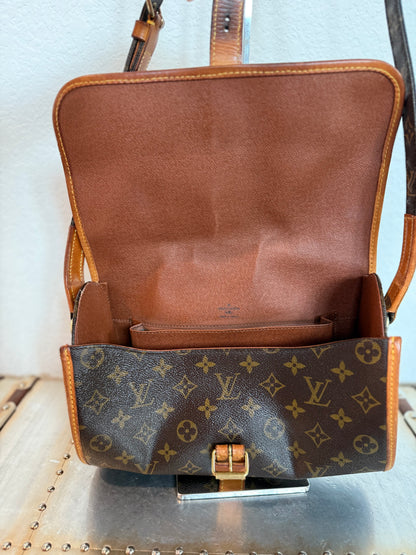 Pre-owned Authentic Louis Vuitton Marne Monogram Shoulder / Crossbody Bag
