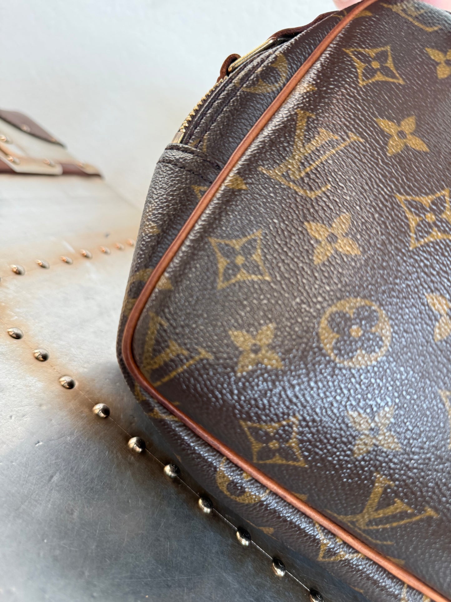 Pre-owned Authentic Louis Vuitton Reporter PM Monogram Shoulder / Crossbody Bag