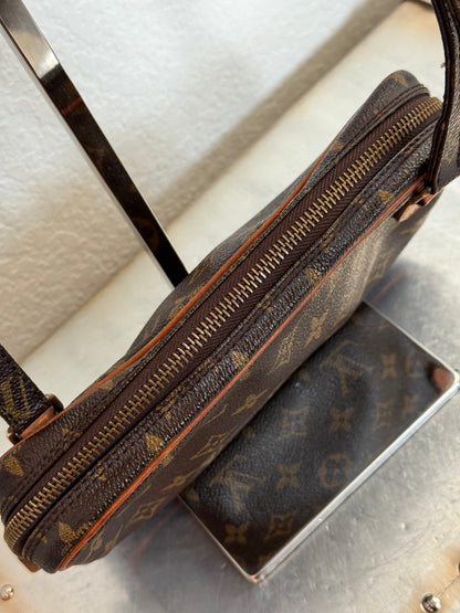 Pre-owned Authentic Louis Vuitton Marly Bandouliere Monogram Crossbody Bag
