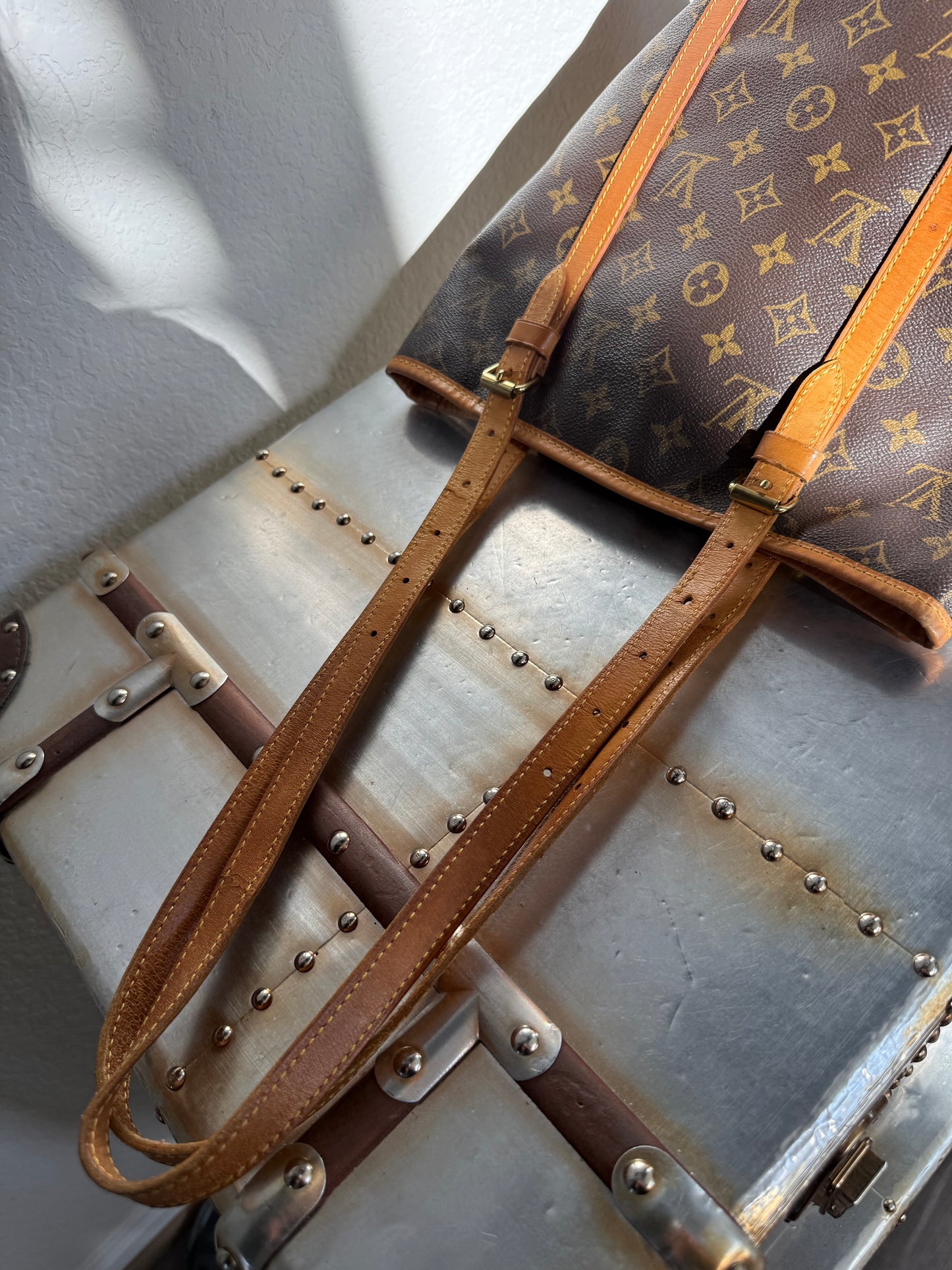 Pre-owned Authentic Louis Vuitton Bucket GM Monogram Shoulder Tote Bag
