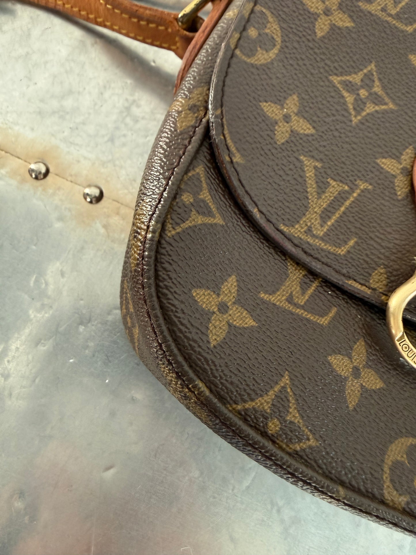 Pre-owned Authentic Louis Vuitton Saint Cloud PM Monogram Shoulder / Crossbody Bag