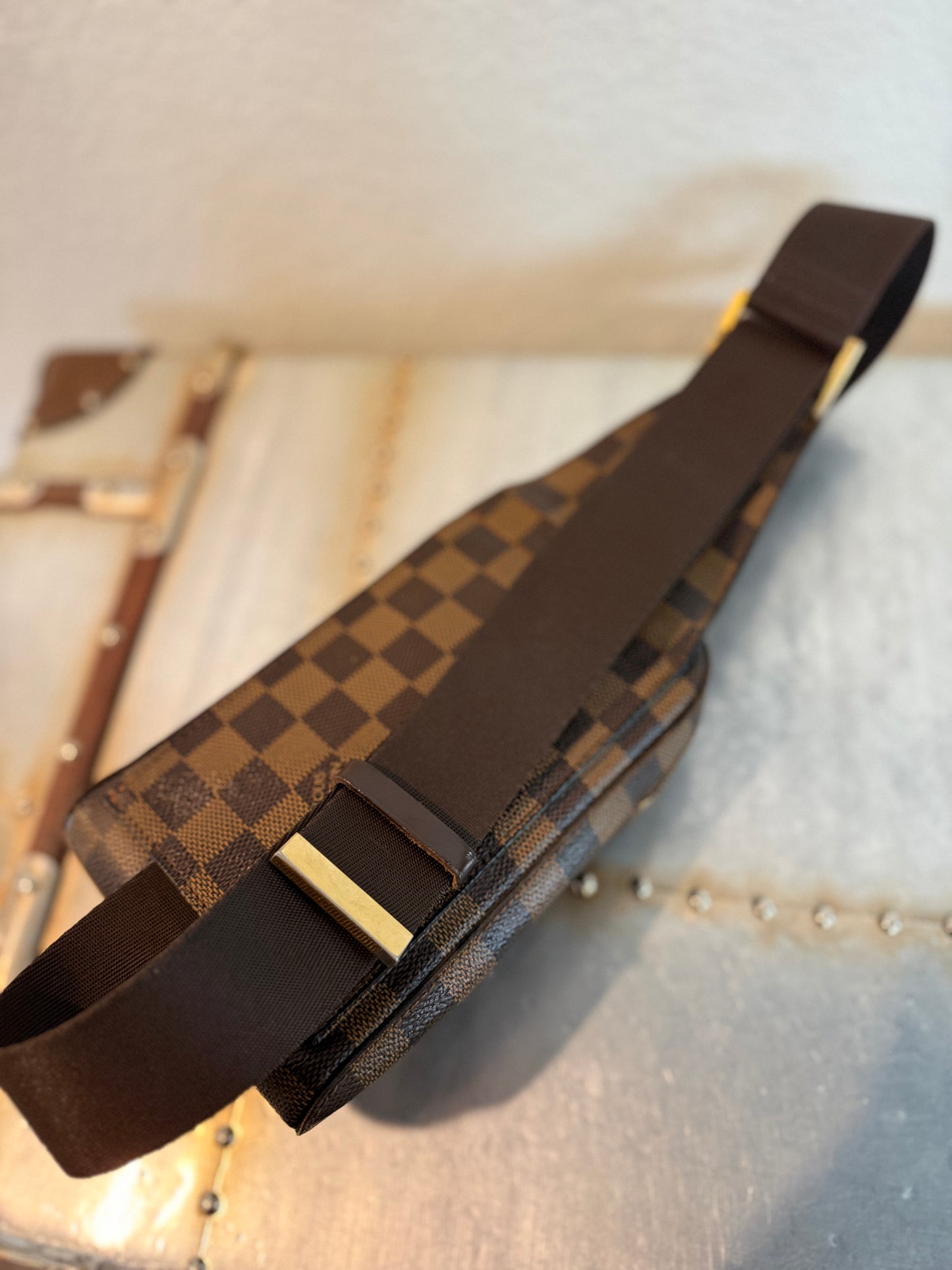 Pre-owned Authentic Louis Vuitton Damier Ebene Geronimos Body Bag