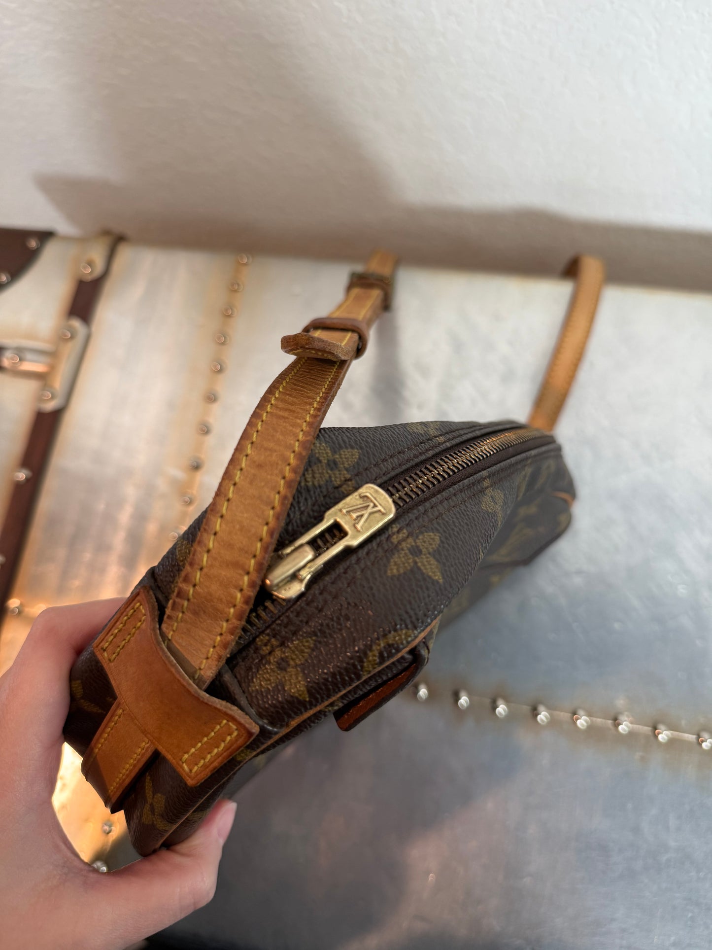 Pre-owned Authentic Louis Vuitton Jeune Fille PM Monogram Crossbody Bag