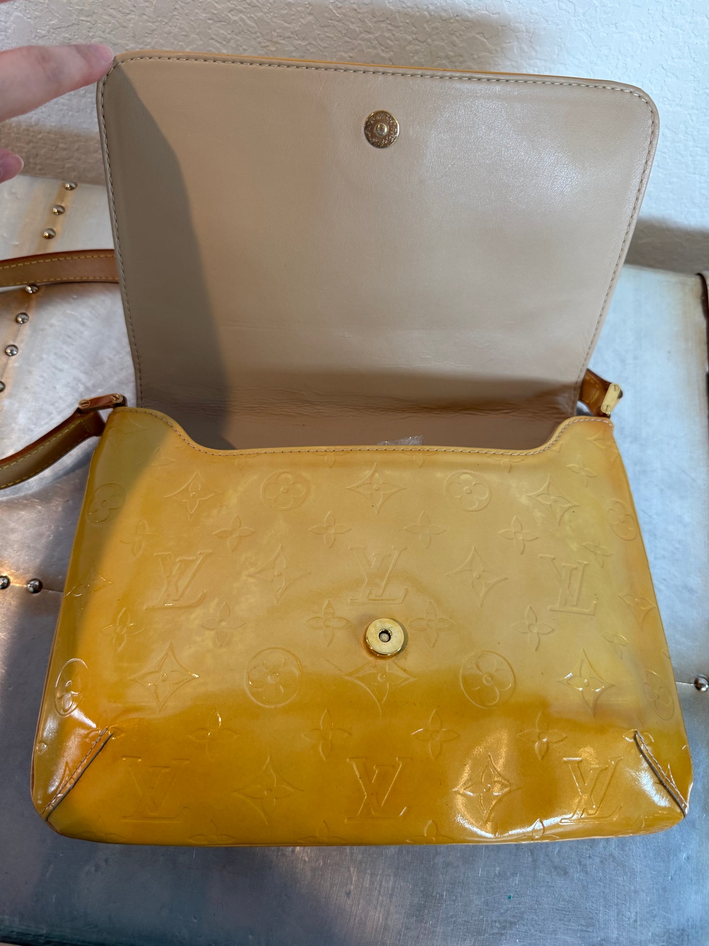 Pre-owned Authentic Louis Vuitton Vernis Thompson Street Shoulder Bag