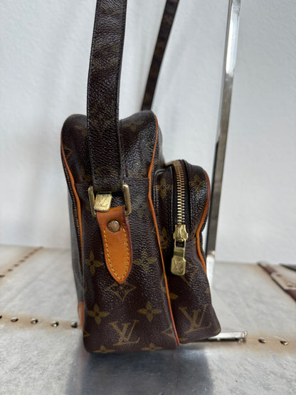Pre-owned Louis Vuitton Nile PM Monogram Shoulder Bag/ Crossbody Bag
