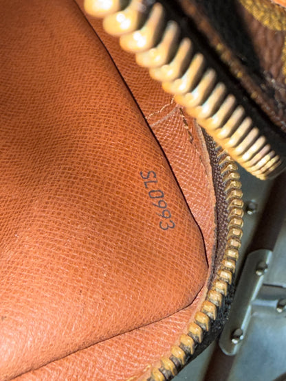 Pre-owned Authentic Louis Vuitton Marly Dragonne GM Monogram Clutch / Handbag