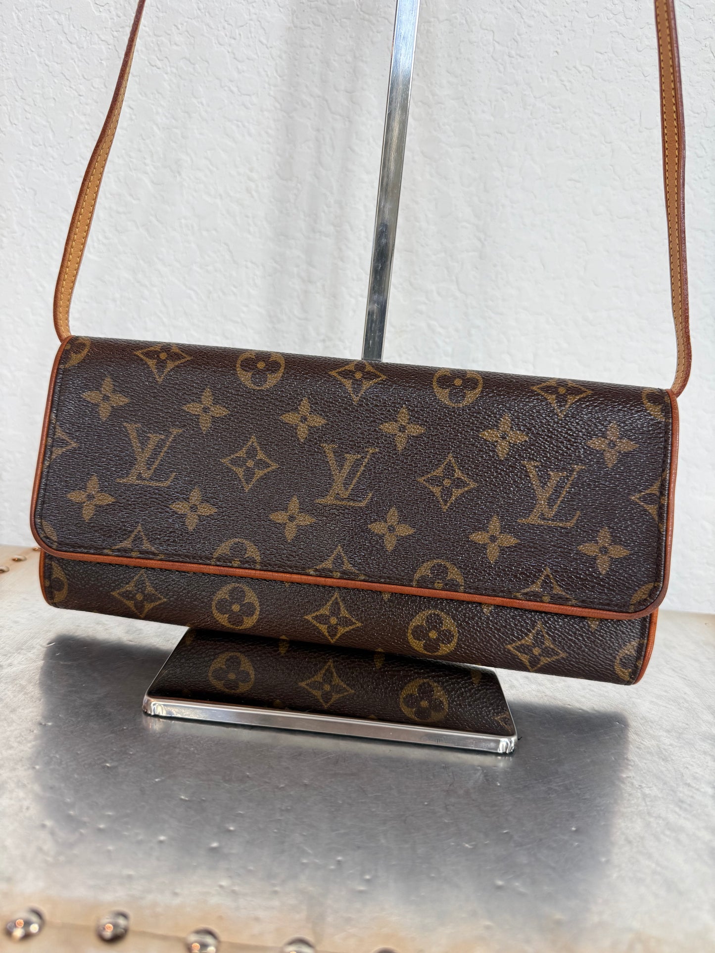 Pre-owned Authentic Louis Vuitton Pochette Twin GM Monogram Shoulder Bag