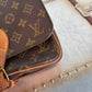 Pre-owned Louis Vuitton Cartouchiere MM Monogram Shoulder / Crossbody Bag