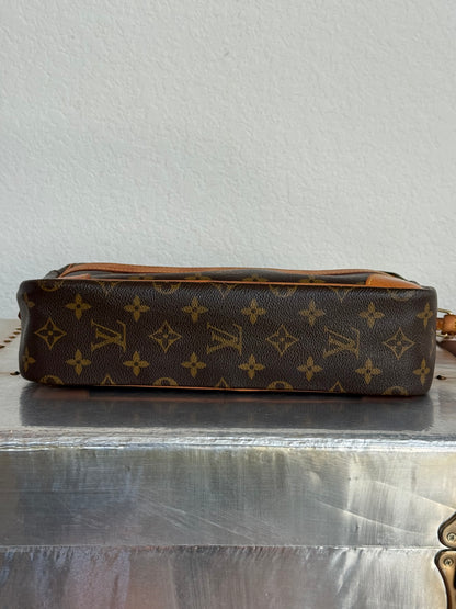 Pre-owned Louis Vuitton Trocadero 30 Monogram Shoulder / Crossbody Bag