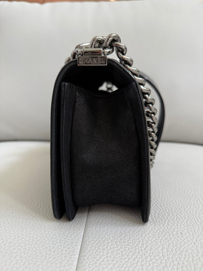 Pre-owned Authentic CHANEL Boy Medium Flap RARE Patent Sequin Shoulder Bag