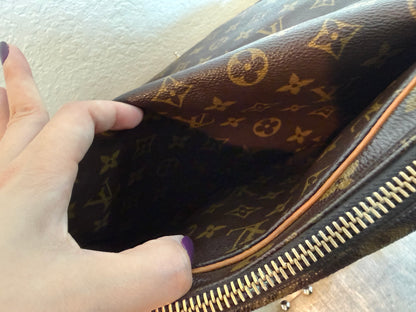 Pre-owned Authentic Louis Vuitton Saint Germain 28 Monogram Shoulder / Crossbody Bag