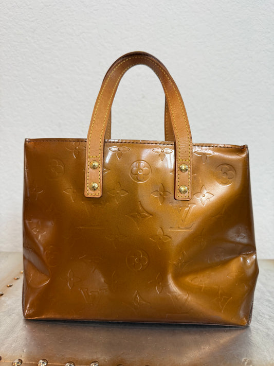 Pre-owned Authentic Louis Vuitton Reade PM Vernis Handbag