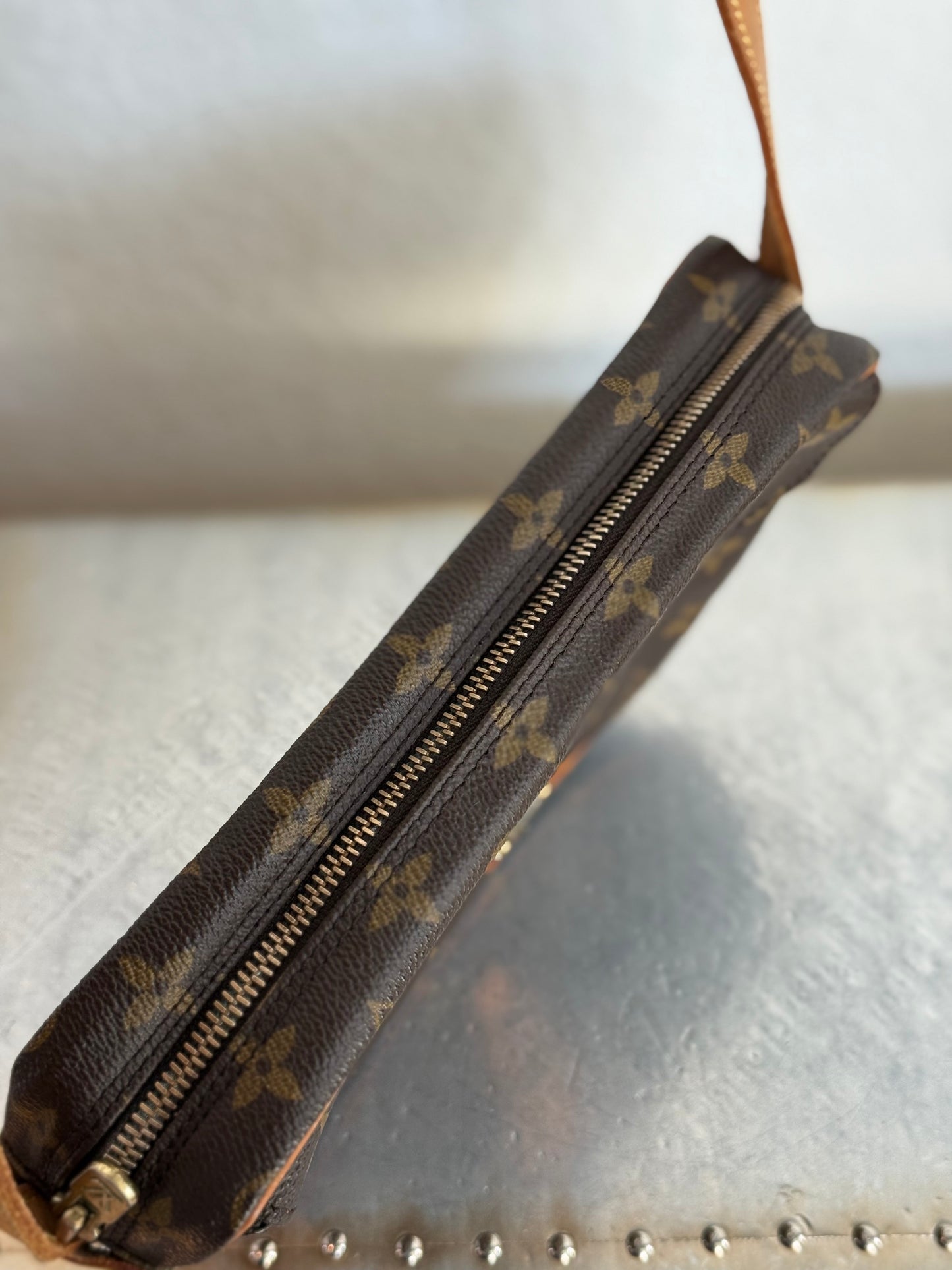 Pre-owned Authentic Louis Vuitton Jeune Fille MM Monogram Crossbody Bag