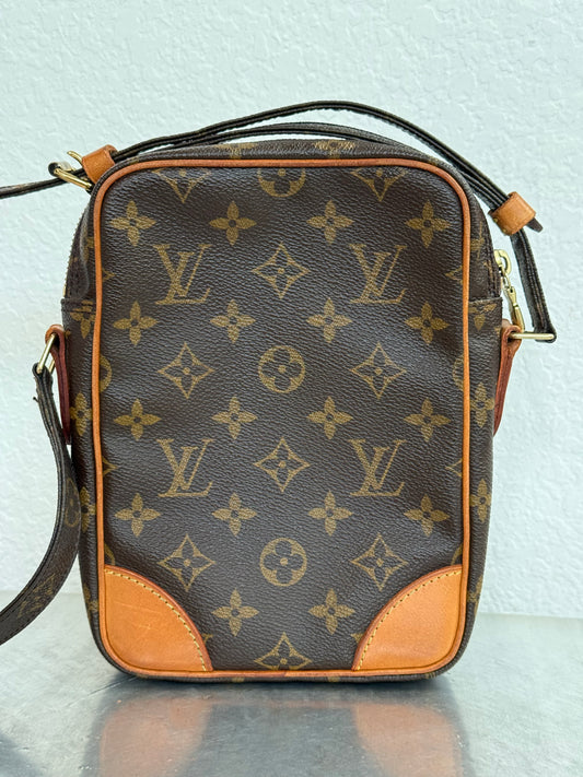 Pre-owned Authentic Louis Vuitton Amazon Monogram Crossbody Bag