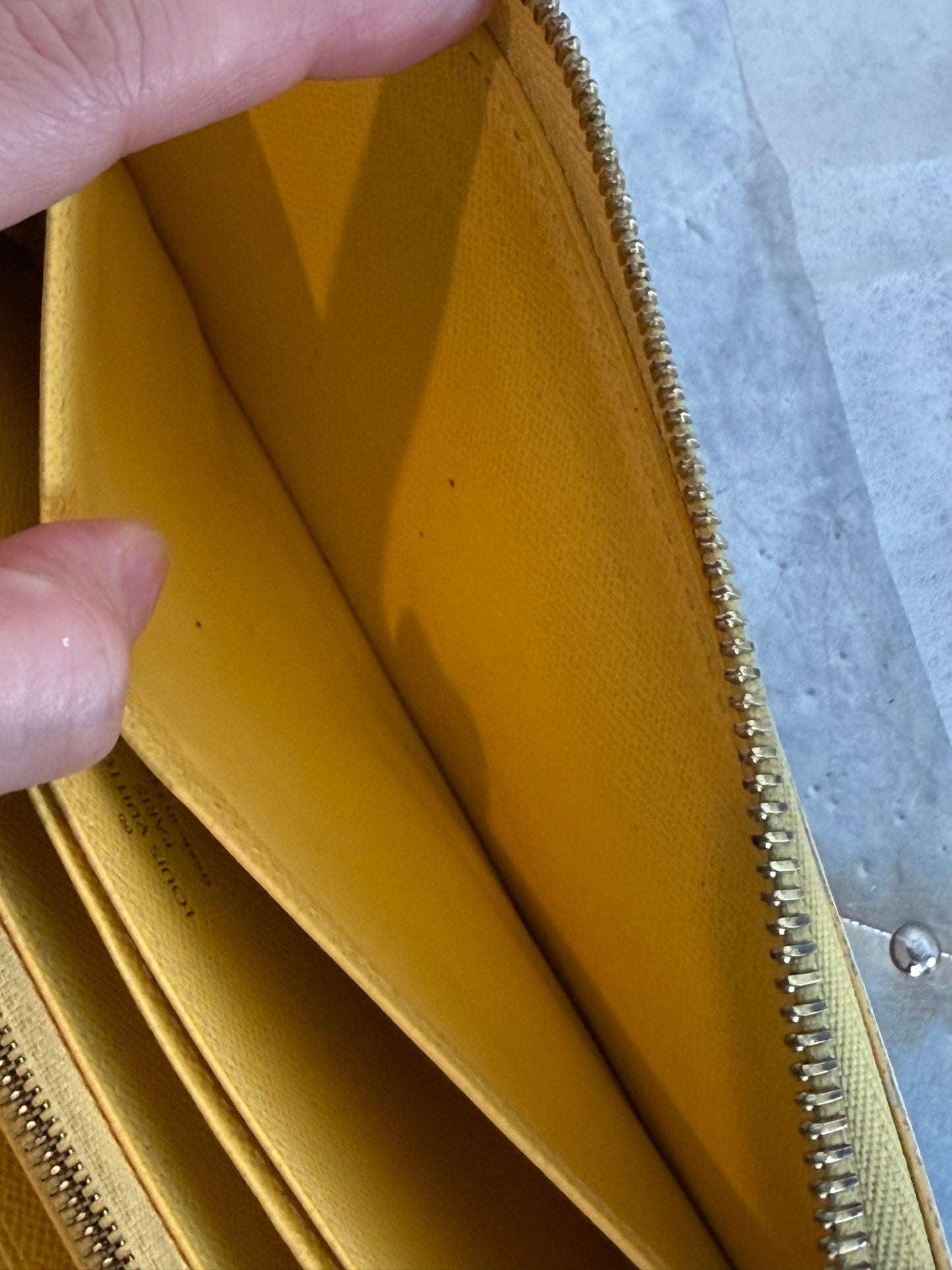 Pre-owned Authentic Louis Vuitton Damier Azur Zippy Long Wallet