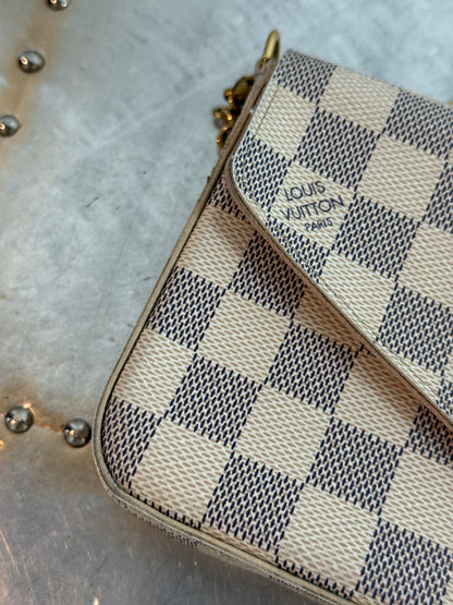 Pre-owned Authentic Louis Vuitton Felicie Pochette Monogram Crossbody Bag