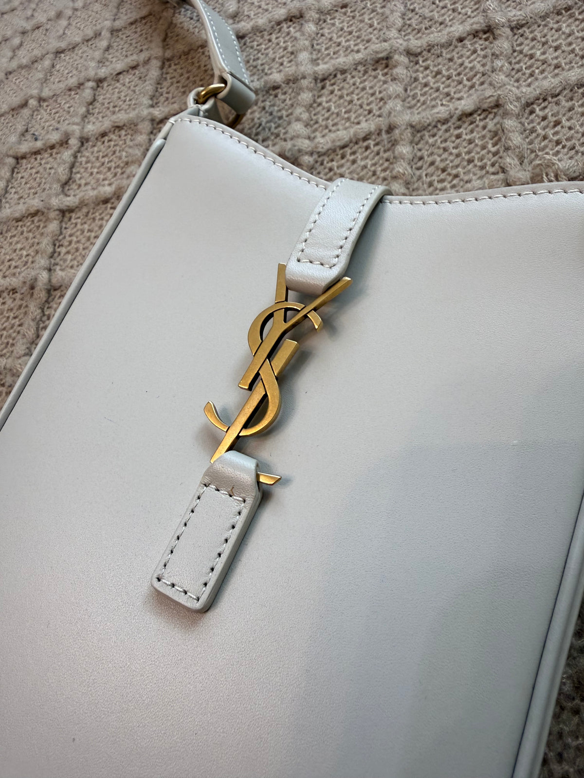 Saint Laurent Women's Mini Le 5 À 7 Vertical Leather Crossbody Bag