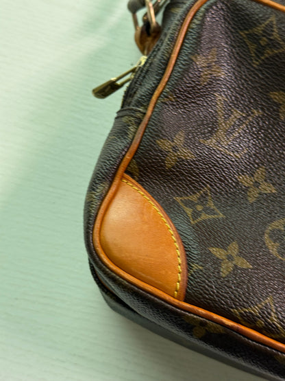 Pre-owned Authentic Louis Vuitton Amazon Monogram Crossbody Bag
