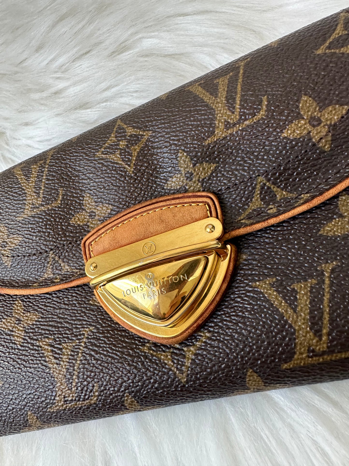 Pre-owned Authentic Louis Vuitton Eugenie Monogram Long Wallet