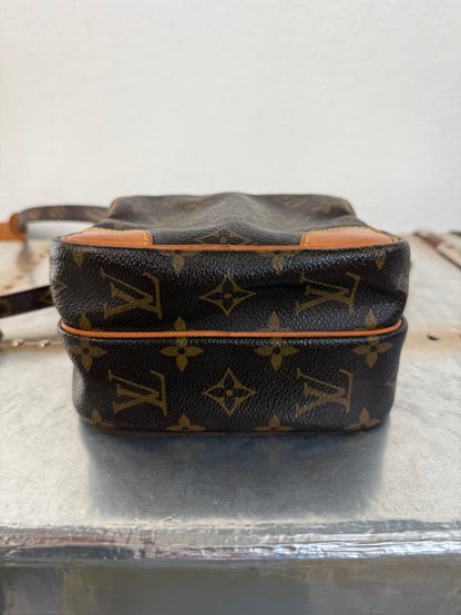Pre-owned Authentic Louis Vuitton Amazon Monogram Crossbody Bag