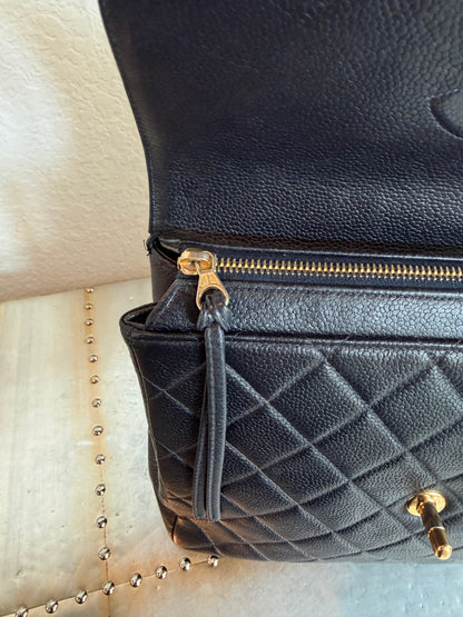 Pre-owned Authentic Chanel Vintage Caviar Square Backpack