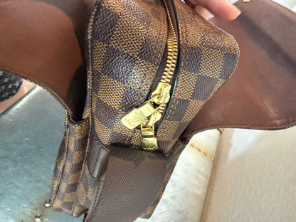 Pre-owned Authentic Louis Vuitton Naviglio Damier Ebene Crossbody Bag