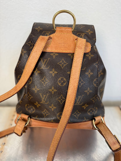 Pre-owned Authentic Louis Vuitton Montsouris MM Monogram Backpack