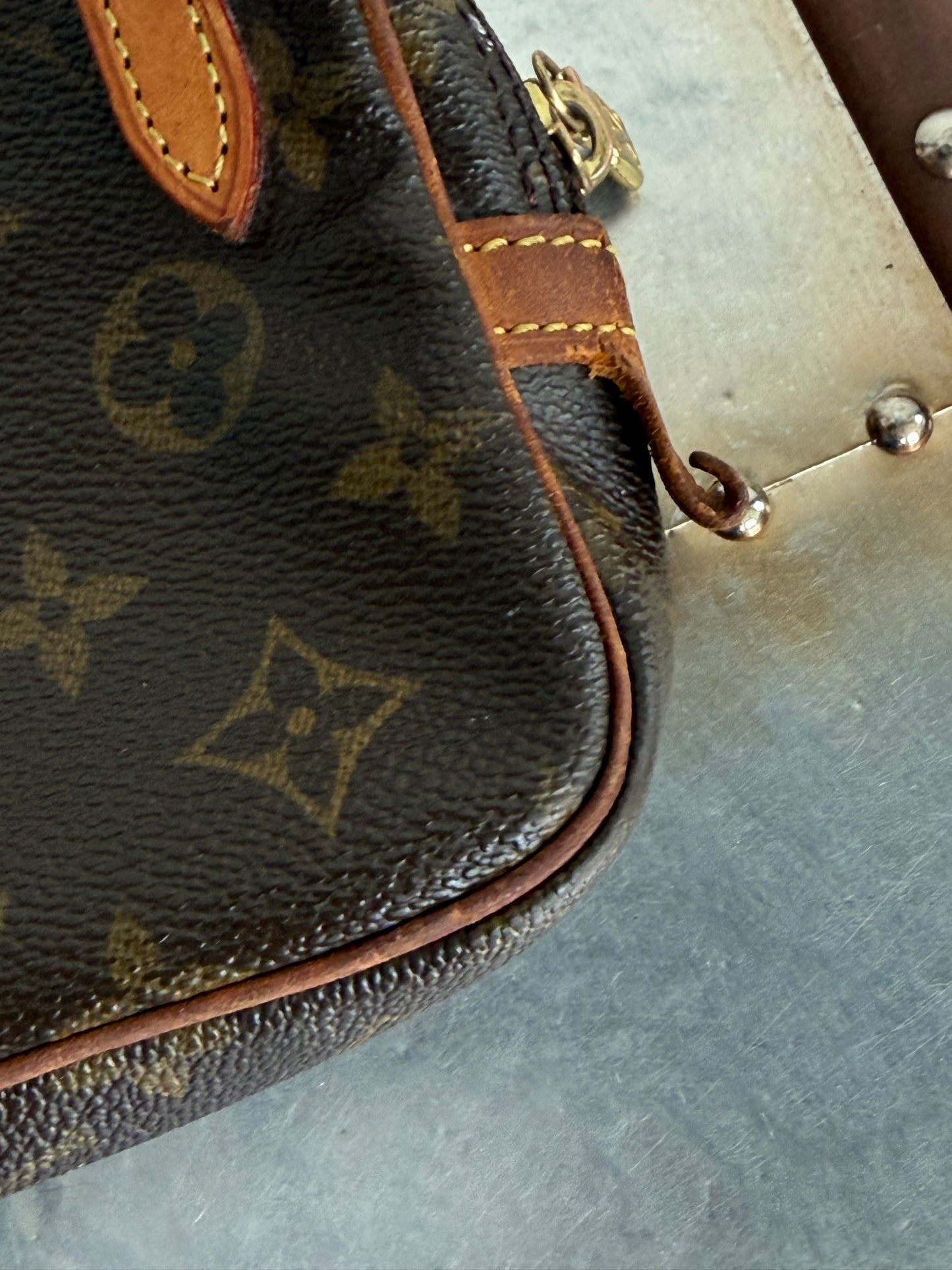 Pre-owned Authentic Louis Vuitton Marly Bandouliere Monogram Crossbody Bag