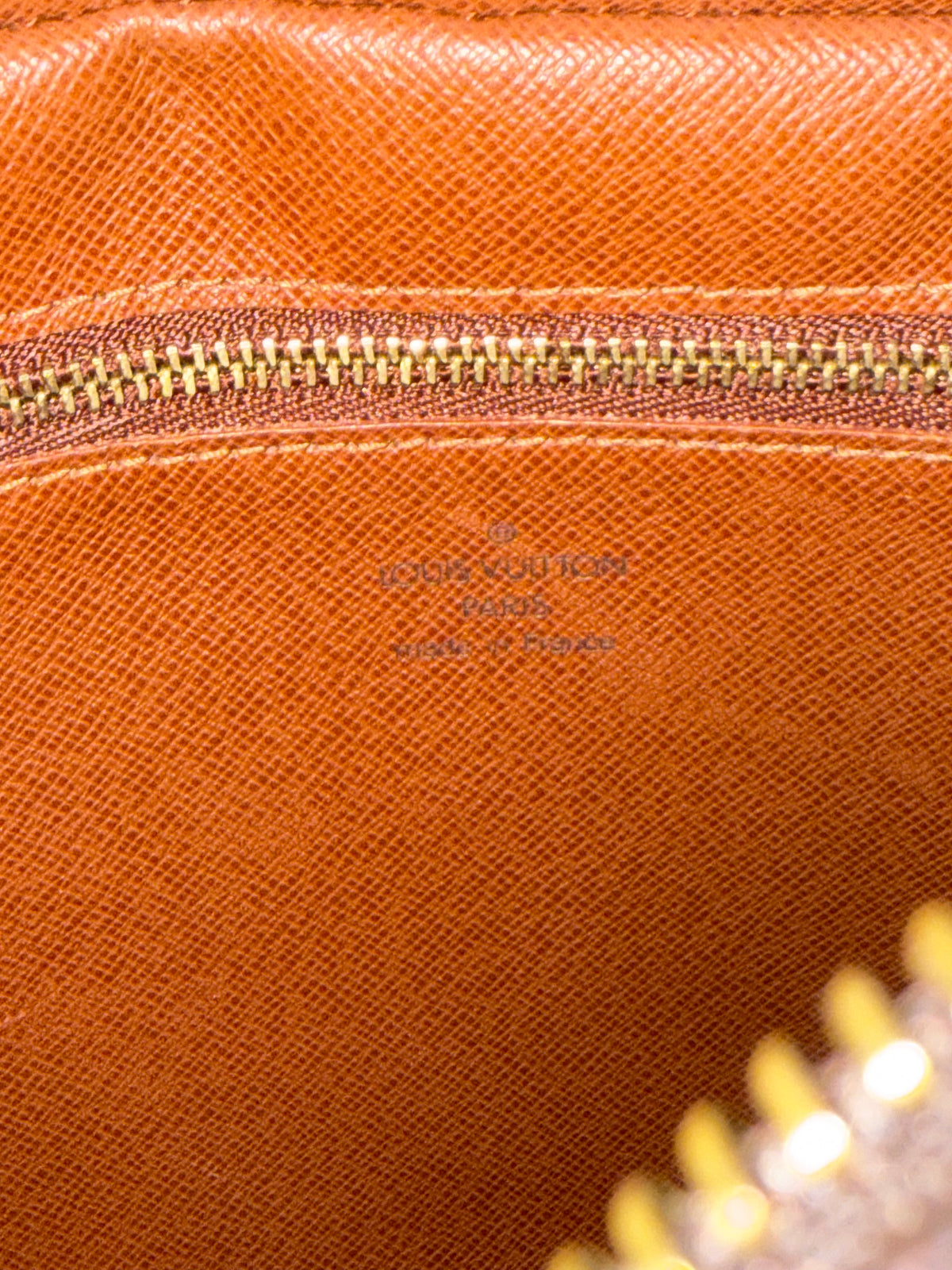 Pre-owned Louis Vuitton Trocadero 30 Monogram Shoulder / Crossbody Bag