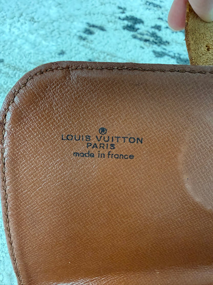 Pre-owned Louis Vuitton Cartouchiere PM Monogram Shoulder / Crossbody Bag