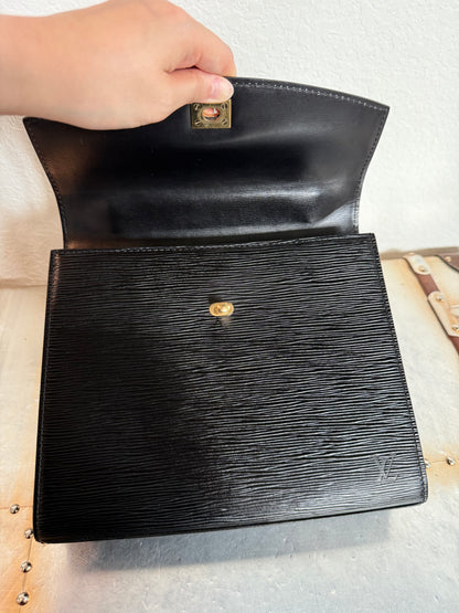 Pre-owned Authentic Louis Vuitton Malesherbes Epi handbag