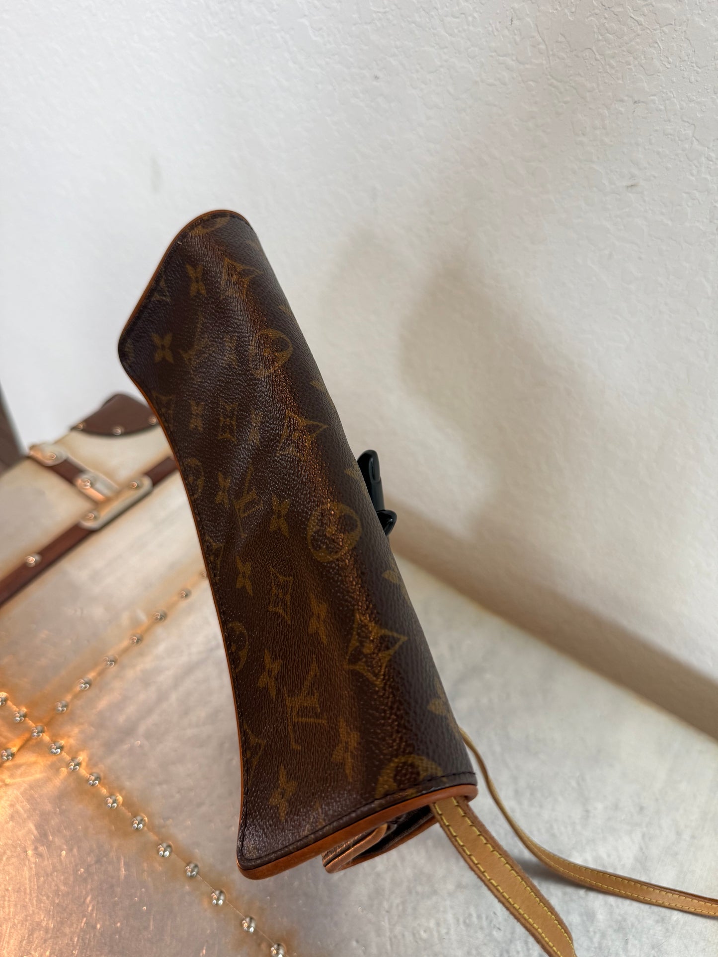 Pre-owned Authentic Louis Vuitton Pochette Twin GM Monogram Shoulder Bag