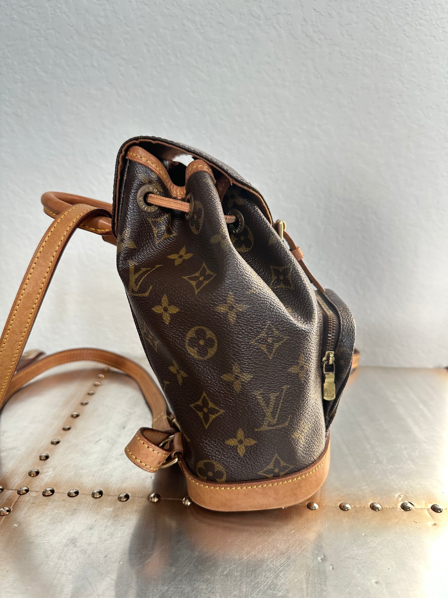 Pre-owned Authentic Louis Vuitton Montsouris Mini Monogram Backpack