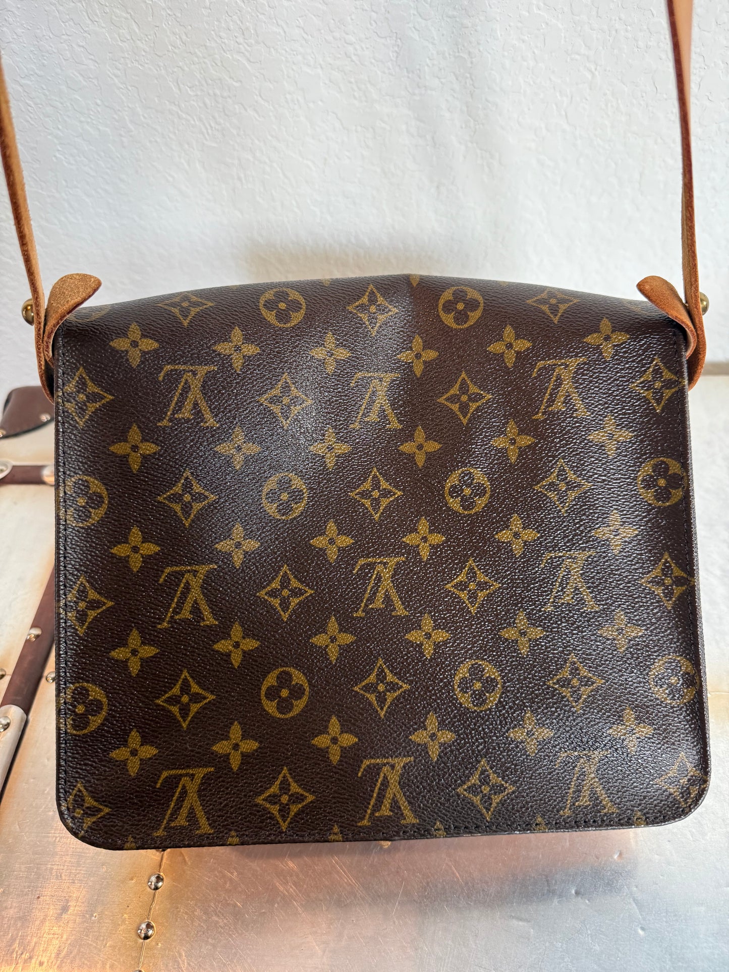 Pre-owned Louis Vuitton Cartouchiere GM Monogram Shoulder / Crossbody Bag