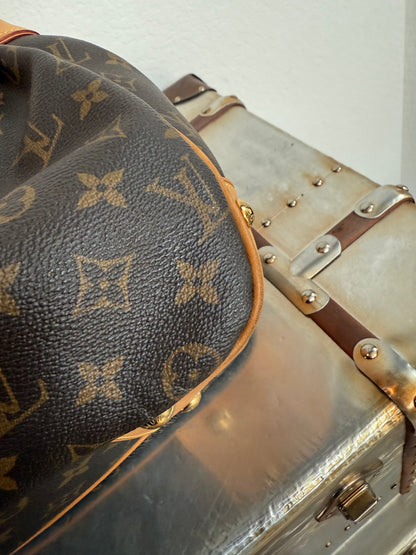 Pre-owned Authentic Louis Vuitton Boetie Mm Monogram Shoulder Bag