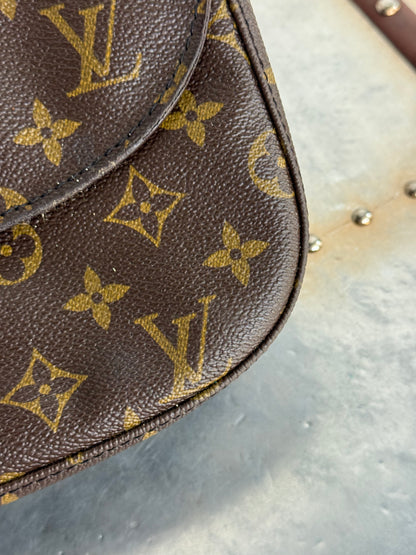 Pre-owned Authentic Louis Vuitton Saint Cloud GM Monogram Crossbody Bag