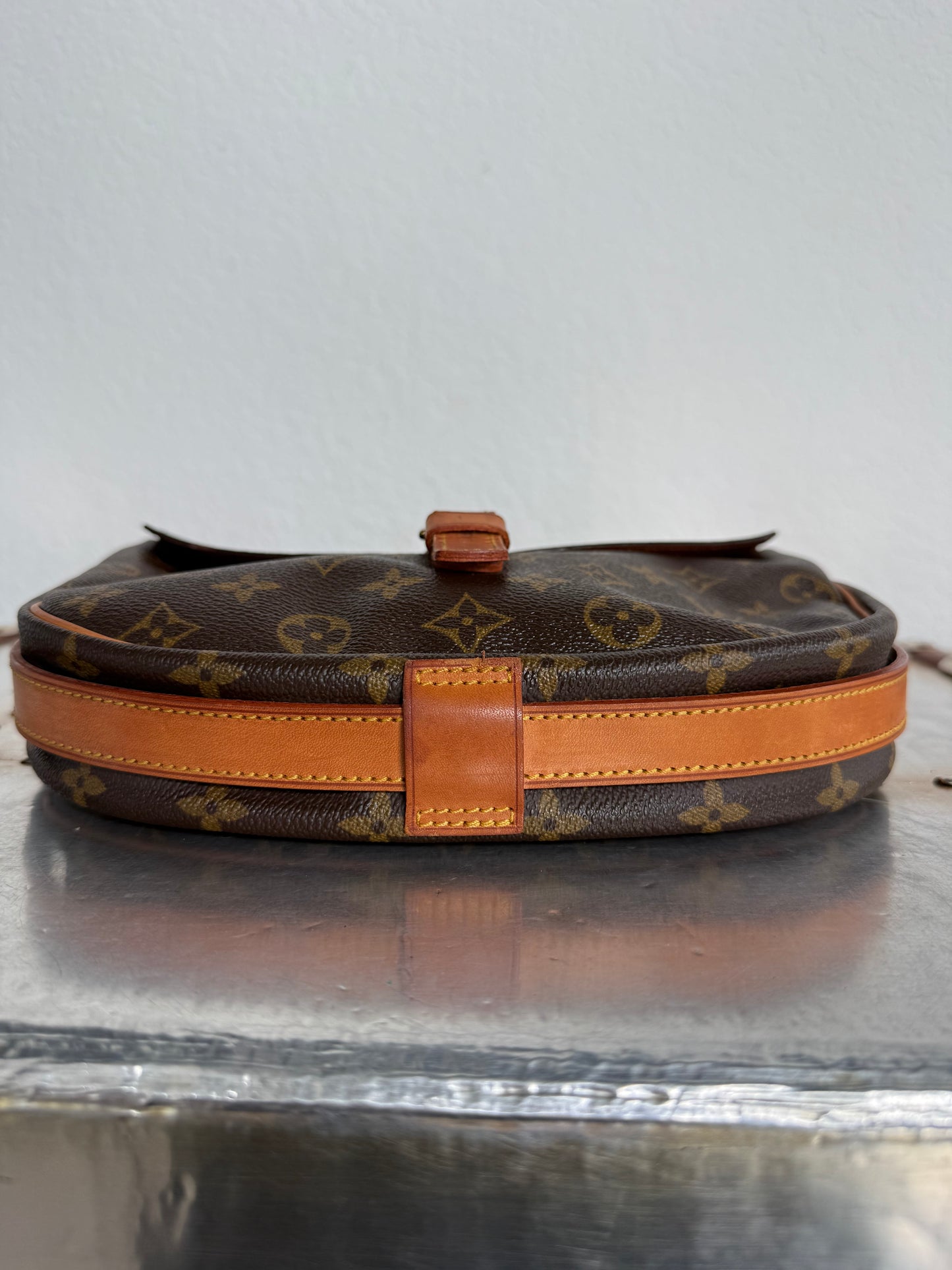 Pre-owned Authentic Louis Vuitton Jeune Fille GM Monogram Crossbody Bag