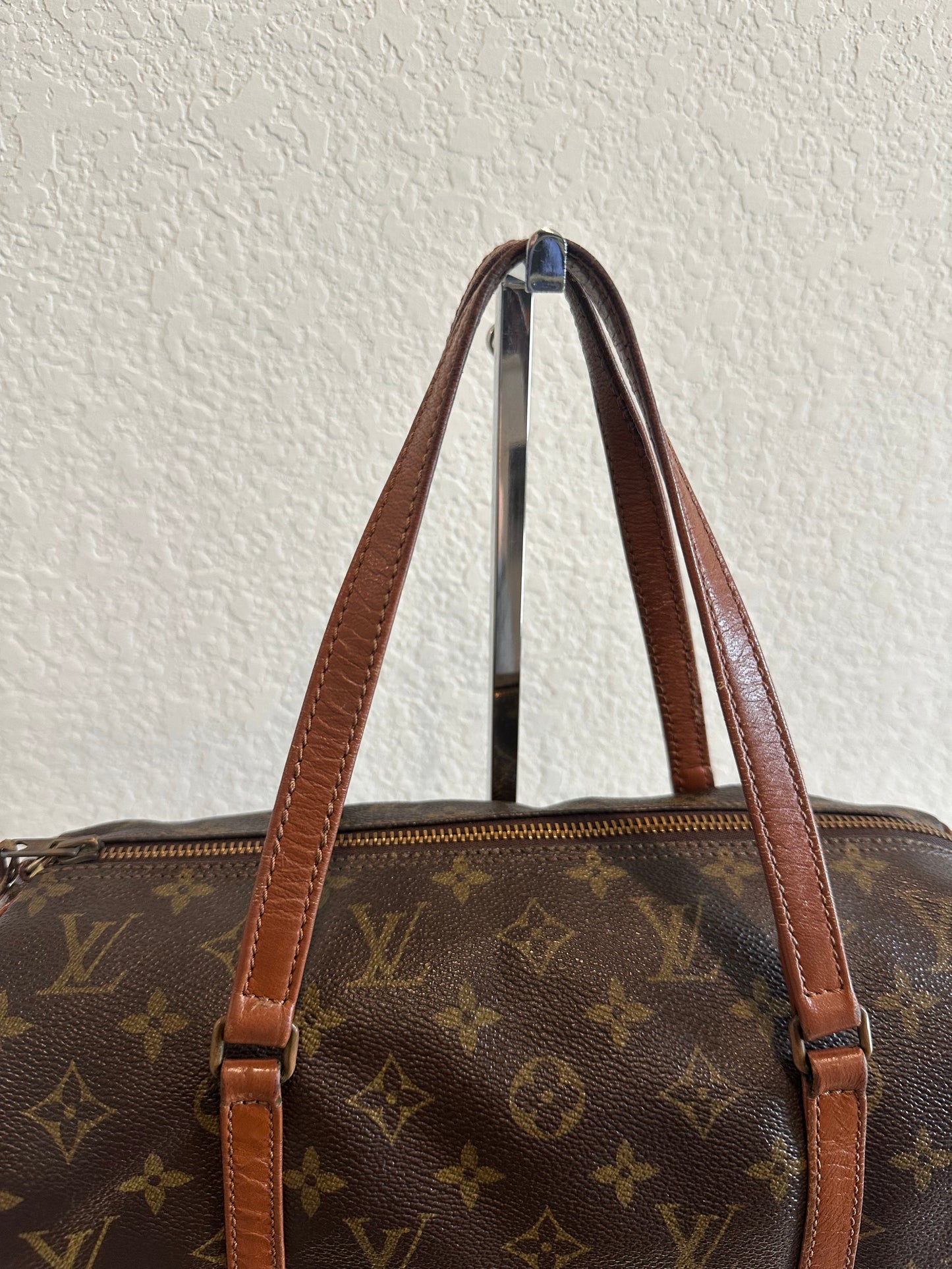 Pre-owned Authentic Louis Vuitton Papillon 26 Monogram Handbag