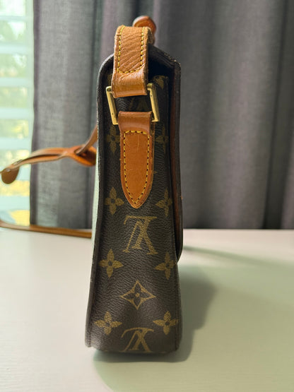 Pre-owned Authentic Louis Vuitton Saint Cloud GM Monogram Crossbody Bag
