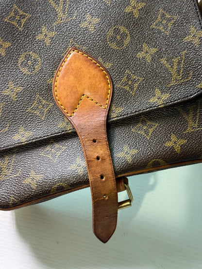 Pre-owned Louis Vuitton Cartouchiere GM Monogram Shoulder / Crossbody Bag