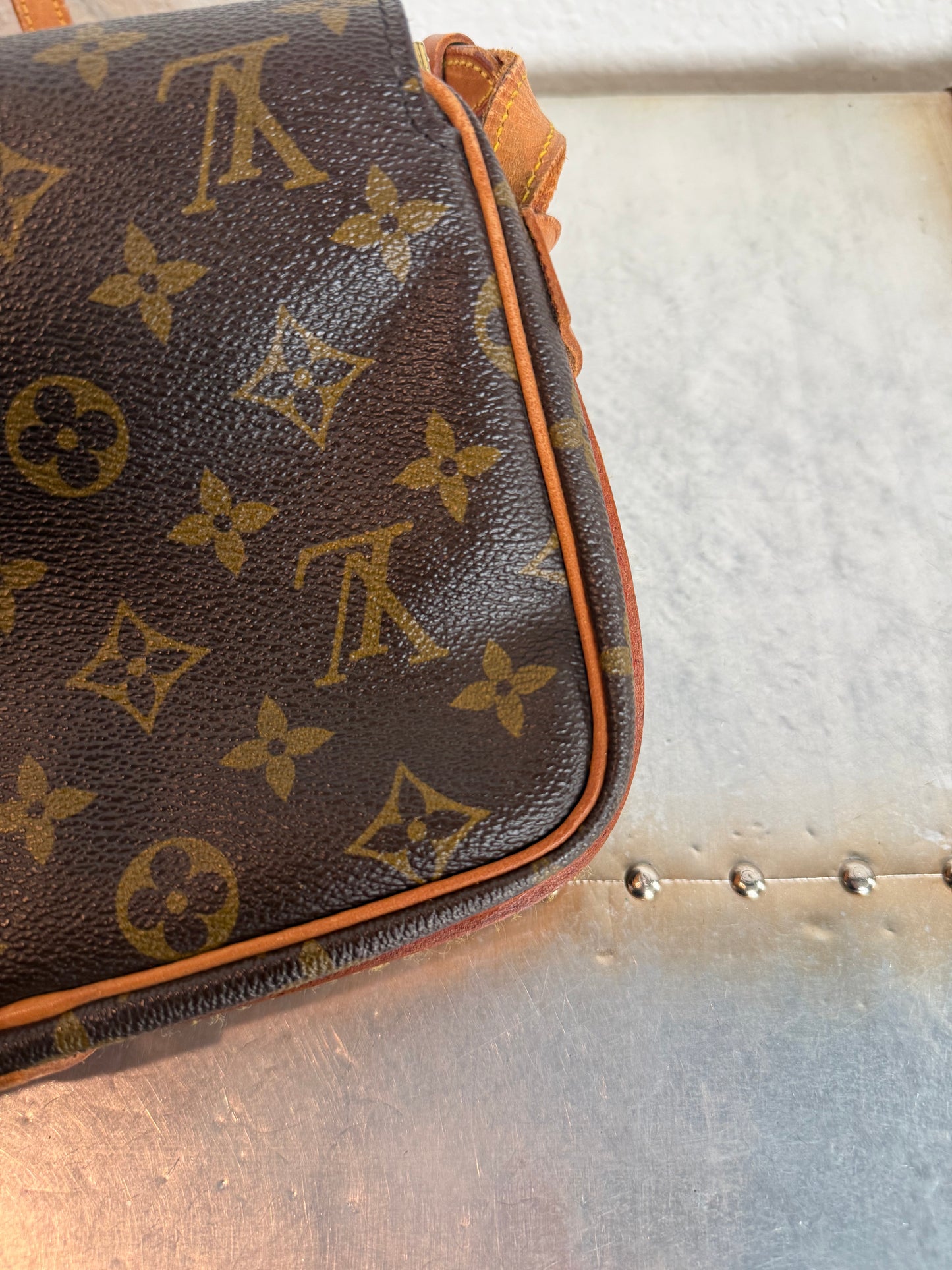 Pre-owned Louis Vuitton Saint Germain 24 Monogram Crossbody / Shoulder Bag