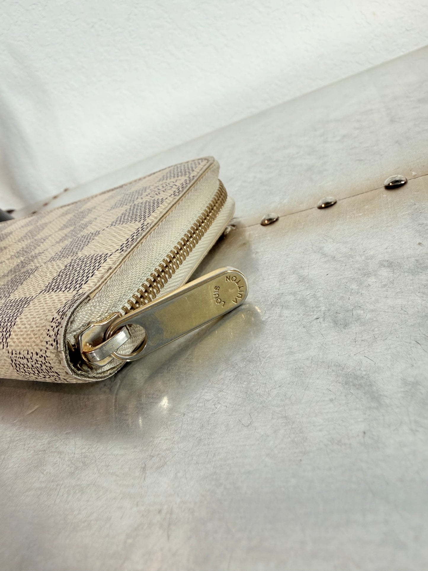 Pre-owned Authentic Louis Vuitton Damier Azur Zippy Long Wallet