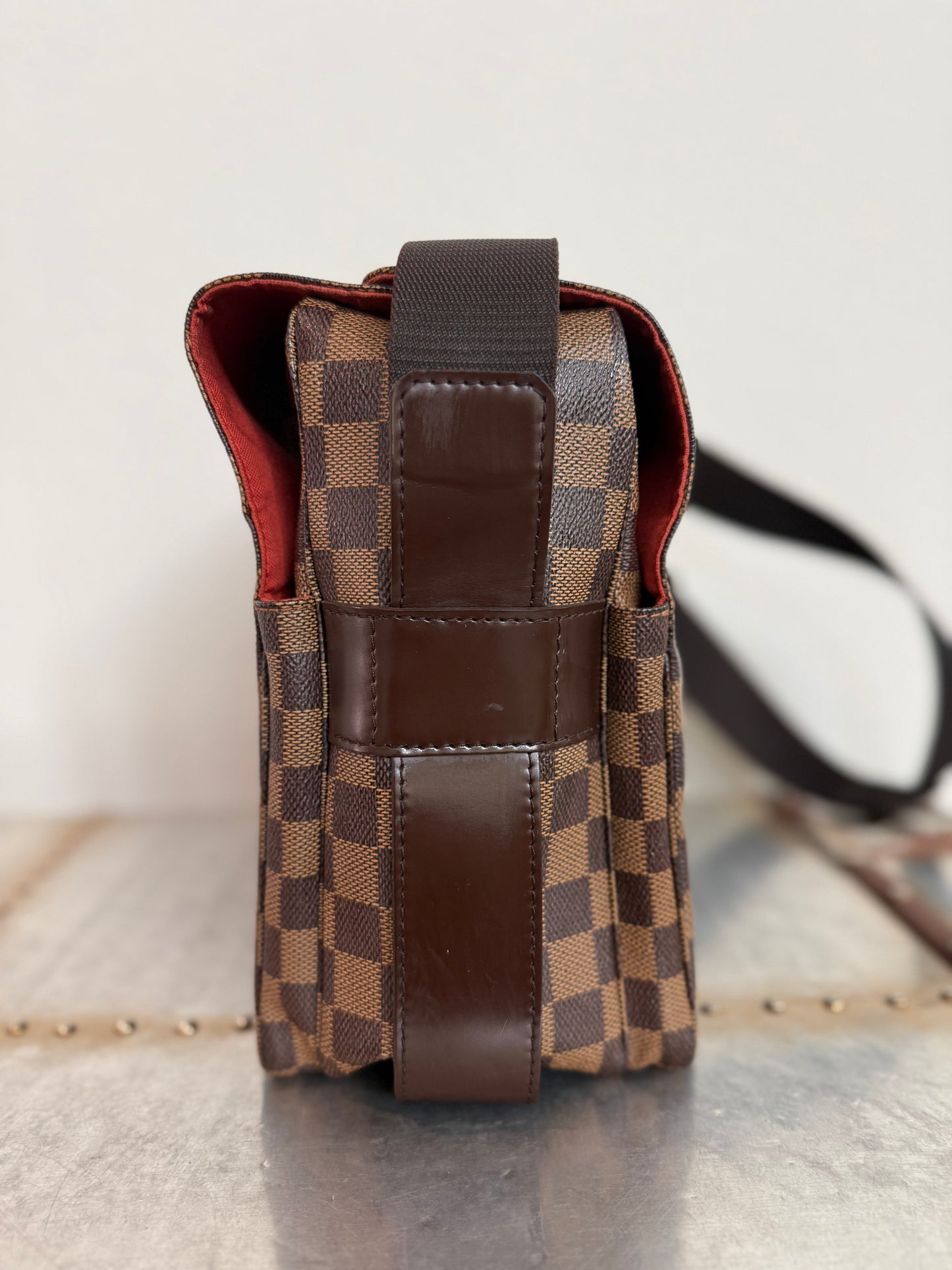 Pre-owned Authentic Louis Vuitton Naviglio Damier Ebene Crossbody Bag