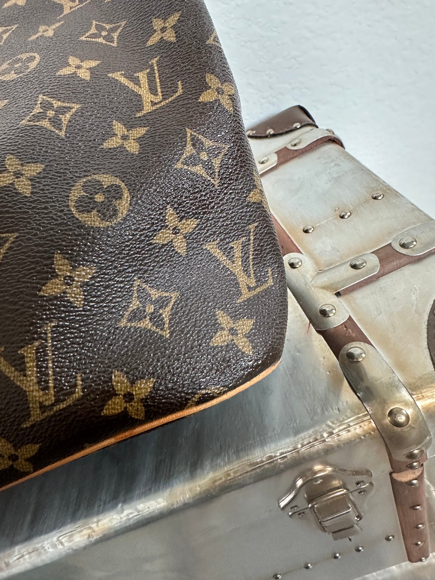 Pre-owned Louis Vuitton Palermo PM Monogram Shoulder Bag