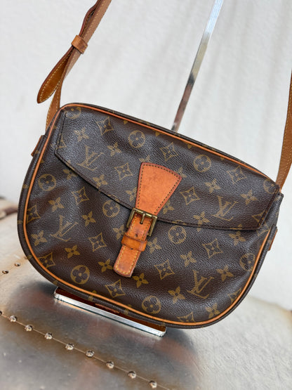 Pre-owned Authentic Louis Vuitton Jeune Fille GM Monogram Crossbody Bag
