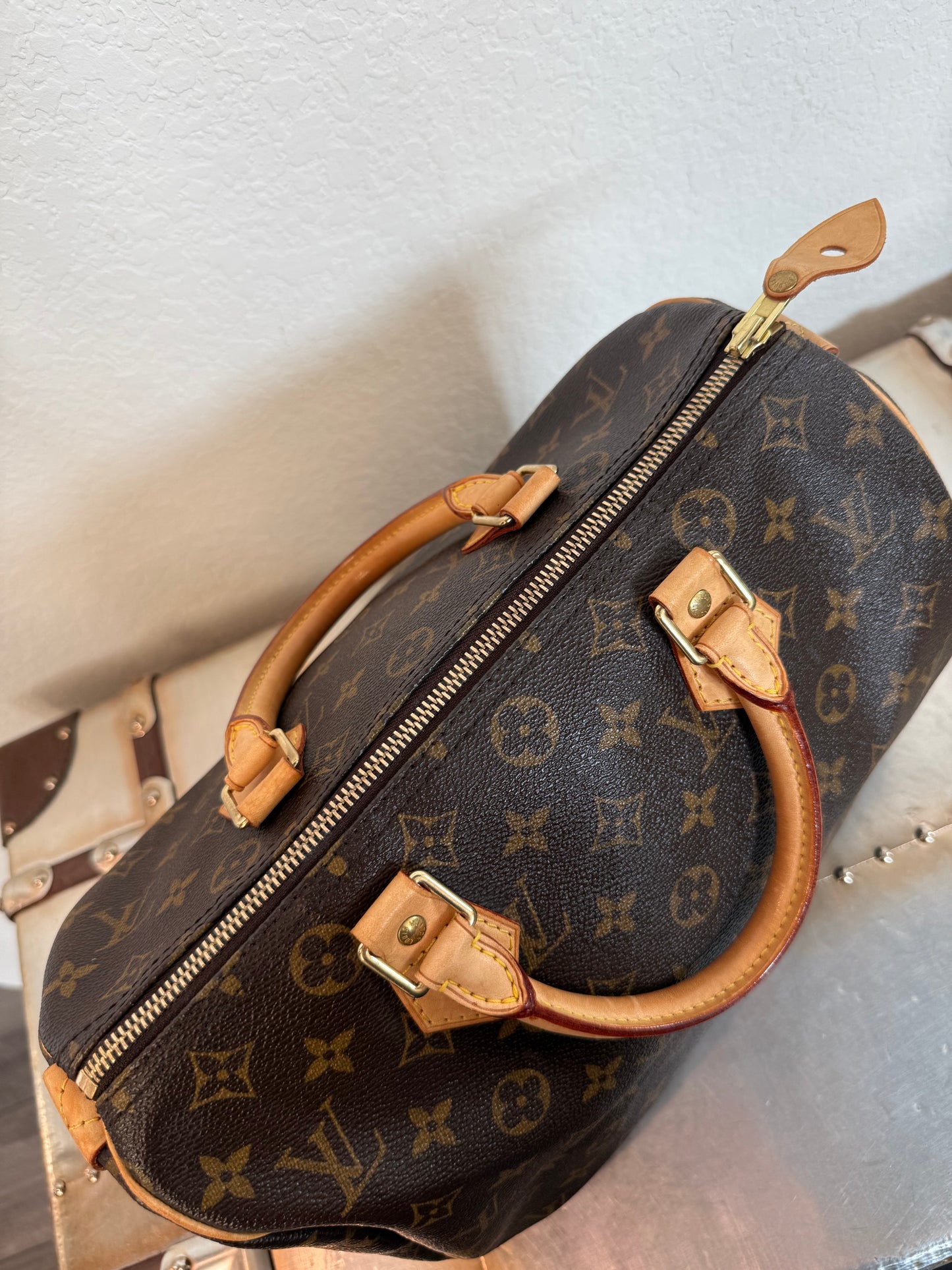 Pre-owned Authentic Louis Vuitton Speedy 30 Monogram Crossbody Bag