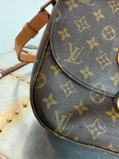 Pre-owned Authentic Louis Vuitton Saint Cloud GM Monogram Crossbody Bag